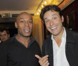 Denis Maréchal et Bruno Salomone lors du spectacle de Gregory Charles à Paris le 12 octobre 2009