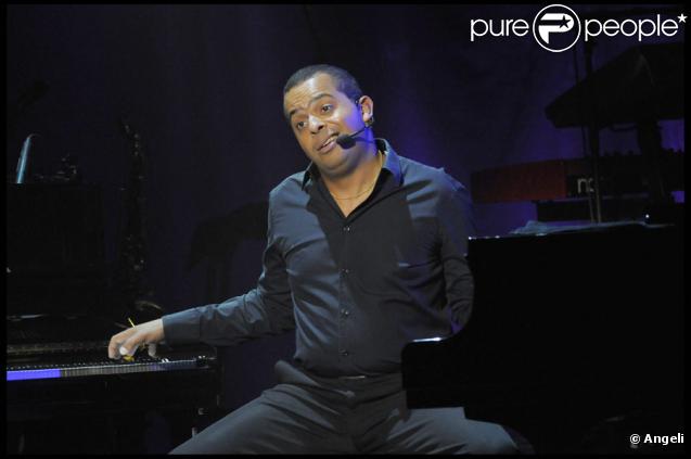 Gregory Charles lors de son spectacle à Paris le 12 octobre 2009