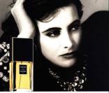 Inès de la Fressange et sa personnalité affirmée représentent à merveille Coco de Chanel 