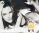Carole Bouquet pose pour la publicité du Chanel N°5 