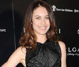 La très belle Olga Kurylenko, lors de la soirée Vogue-Bulgari, à la Saatchi Gallery de Londres, le 13 octobre 2009 !