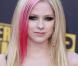 Avril Lavigne prend les choses en main... pour accélérer son divorce !