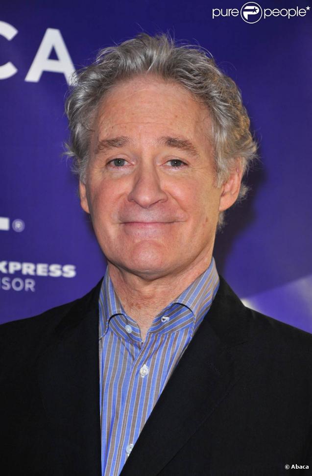 Kevin Kline va démarrer le tournage de  The Conspirator , en novembre 2009, à Savannah, en Géorgie.
