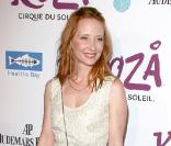 Anne Heche pour l\'inauguration du spectacle Kooza du Cirque du soleil au profit de l\'association One Drop à Santa Monica le 16 octobre 2009