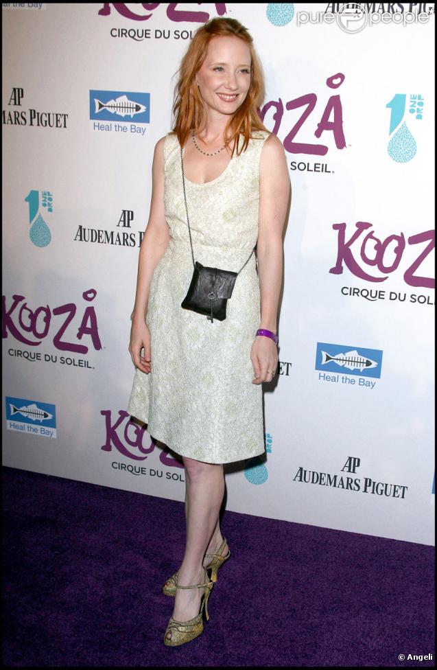 Anne Heche pour l'inauguration du spectacle Kooza du Cirque du soleil au profit de l'association One Drop à Santa Monica le 16 octobre 2009