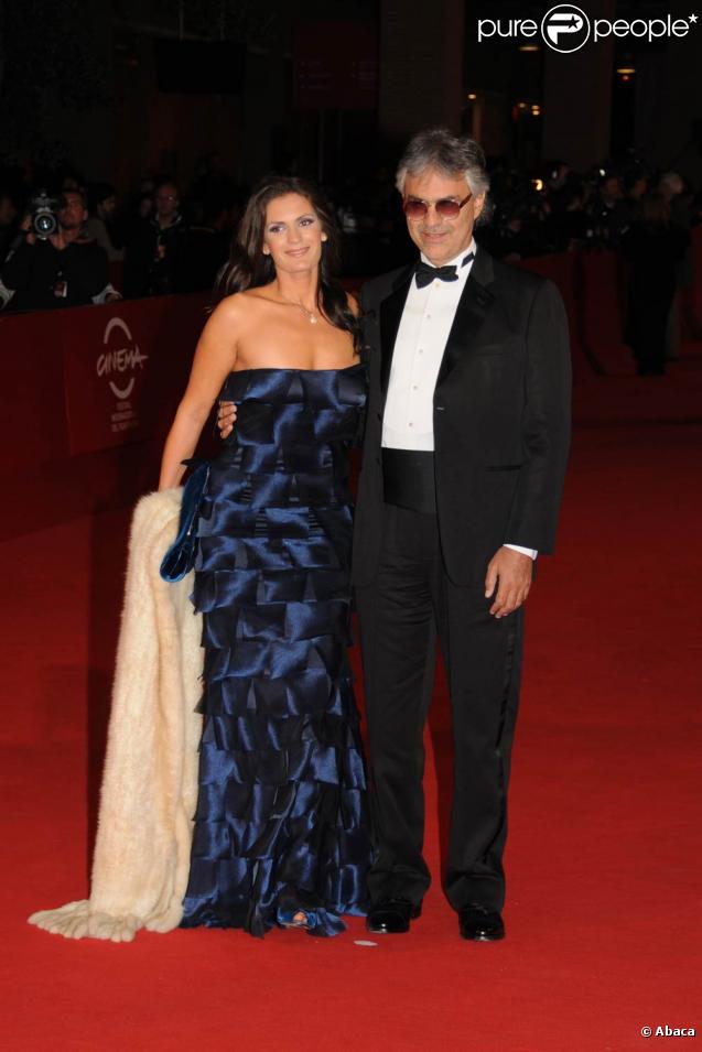 Andrea Bocelli et sa femme, à l'occasion de l'avant-première de  The city of your final destination , dans le cadre du 4e Festival International du Film de Rome, le 16 octobre 2009 !
