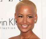 Amber Rose lors de la 16e édition des Women in Hollywood Tribute organisée par le magazine ELLE, le 19/10/09 à Beverly Hills.