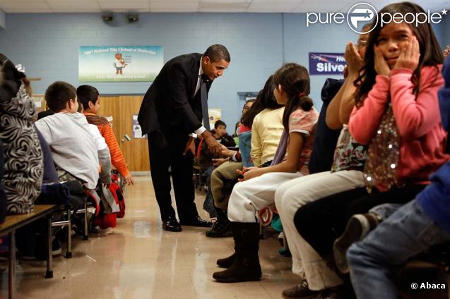 Barack Obama visite un école dans le Maryland, lundi 19 octobre 2009.