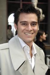 Julien Dassin sera le 6 novembre sur les planches du Théâtre Daunou, à Paris, pour  La Parenthèse 