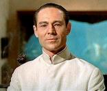 Joseph Wiseman sera toujours Dr No