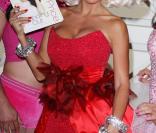 Katie Price pour la promo de son livre (21 octobre 2009)