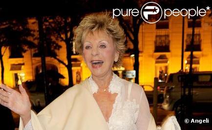 Annie Cordy au 17ème Gala de l'Espoir le 21 octobre 2009 ai Théâtre des Champs-Elysées, avenue Montaigne dans le 8ème arrondissement de Paris