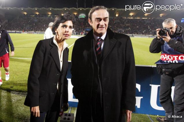 Rachida Dati et Jean-Louis Triaud au stade Chaban-Delmas, à Bordeaux, assiste au match qui oppose les Girondins de Bordeaux au Bayern de Munich. 21/10/09