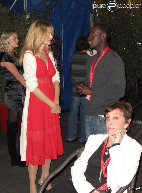 Heather Graham et Don Cheadle lors de la soirée du Cirque du Soleil à Santa Monica le 16 octobre 2009 