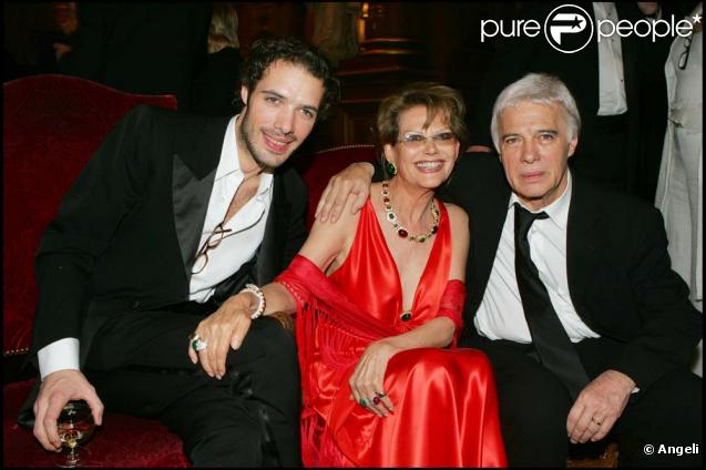 Nicolas Bedos, Claudia Cardinale et Guy Bedos 