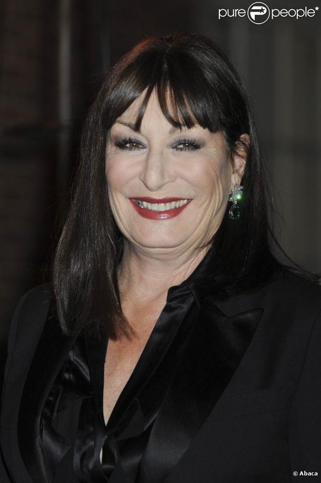 L'actrice Anjelica Huston, à l'occasion de la cérémonie de clôture du 53e London Film Festival, à Londres, le 28 octobre 2009 !