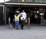 Kevin Federline et ses fils font du manège