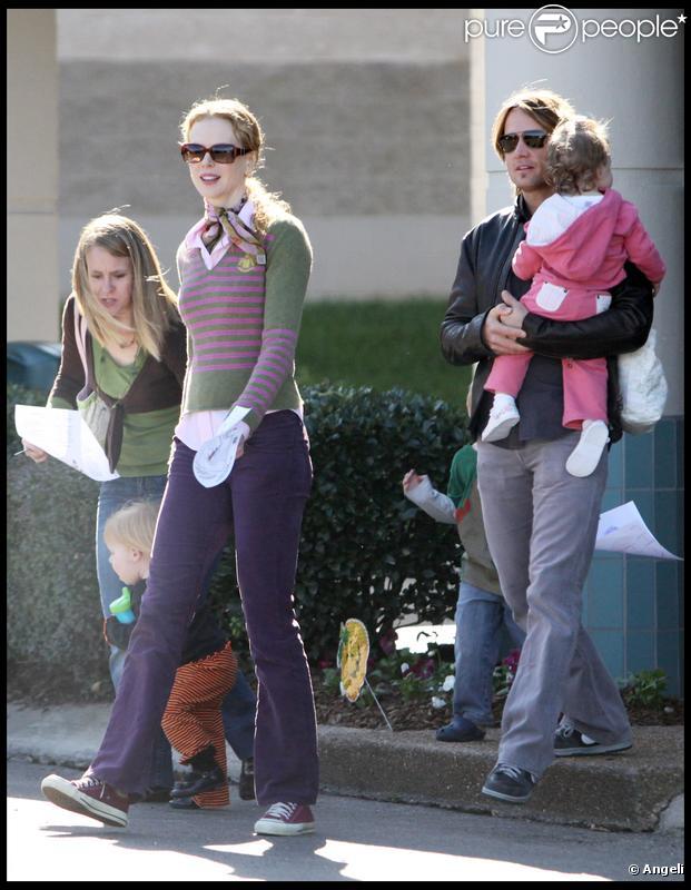 Nicole Kidman et son époux ont accompagné leur adorable fille à une leçon d'éveil musical à Nashville le 26/10/09