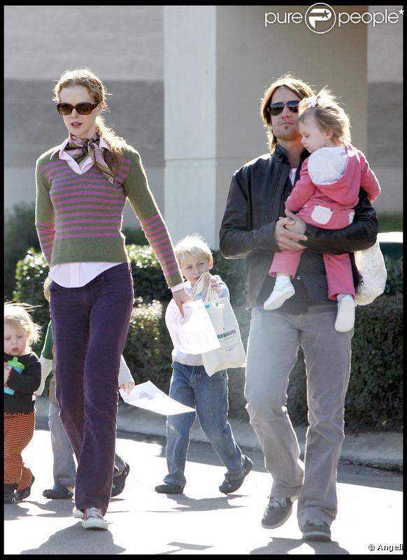 Nicole Kidman et son époux ont accompagné leur adorable fille à une leçon d'éveil musical à Nashville le 26/10/09