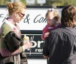 Nicole Kidman et son époux ont accompagné leur adorable fille à une leçon d'éveil musical à Nashville le 26/10/09