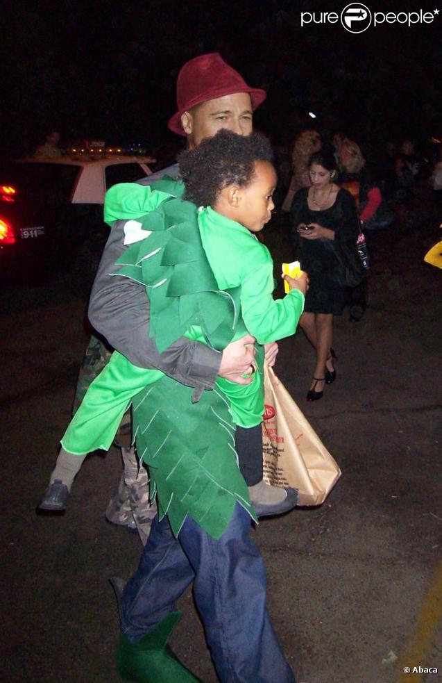 Brad Pitt et Zahara à Halloween 2008