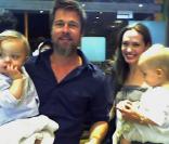 Brad Pitt et Angelina Jolie et leurs jumeaux Vivienne Marcheline et Knox Leon