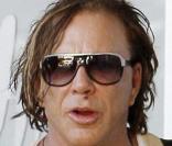 Mickey Rourke et sa petite amie sortent d'un salon de bronzage, le 2 novembre à Los Angeles !