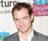 Jude Law lors de la soirée de gala pour le 10e anniversaire de l'association Only Make Believe à New York le 2 novembre 2009