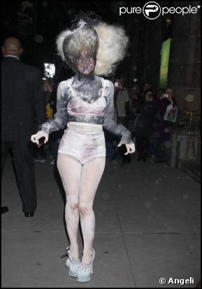 Lady Gaga aux ACE Awards
