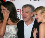 Kate Beckinsale, Robert de Niro hilare et Drew Barrymore, à l'occasion de l'avant-première d' Everybody's fine , dans le cadre de l'AFI FEST 2009, à Los Angeles, le 3 novembre 2009.