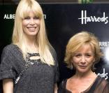 Claudia Schiffer et Alberta Ferretti à Londres pour le lancement du parfum d'Alberta Ferretti le 4/11/09 