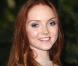 Lily Cole, une belle plante qui vient en aide...