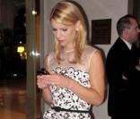 Claire Danes, à l'occasion des 18e Britannia Awards, dans l'enceinte de l'Hyatt Regency de Century Plaza à Century City, à Los Angeles, le 5 novembre 2009.