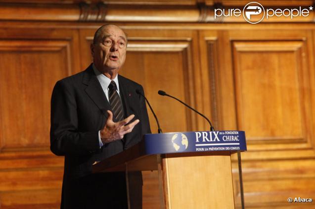 Jacques Chirac à la Sorbonne lors de la remise du premier prix de sa fondation pour la prévention des conflits, le 6/11/09