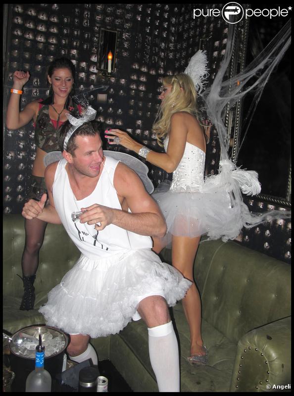 Soirée d'Halloween organisée par Heidi Klum et son mari Seal, à Hollywood !