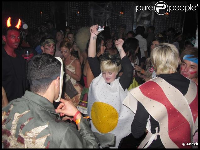 Soirée d'Halloween organisée par Heidi Klum et son mari Seal, à Hollywood !