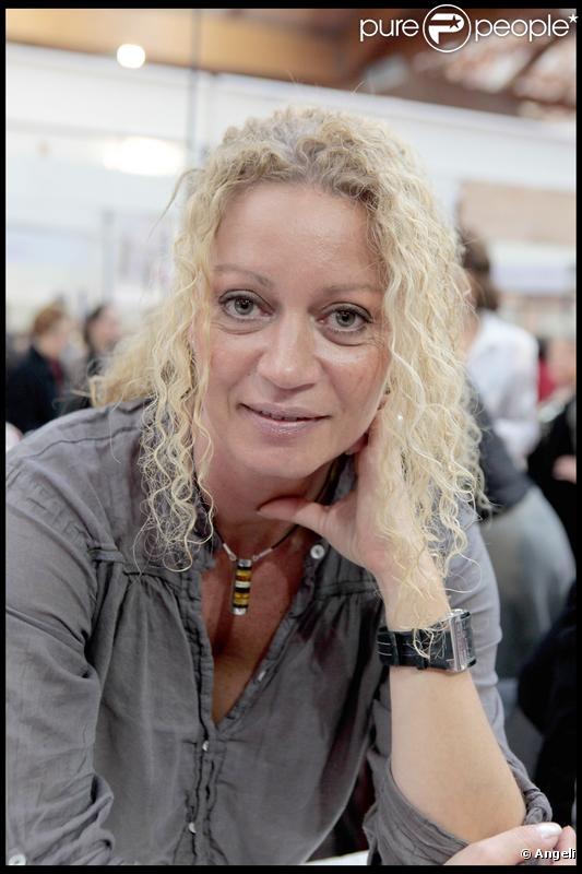 Raphaëlle Ricci à la Foire du Livre de Brive (7 novembre 2009)