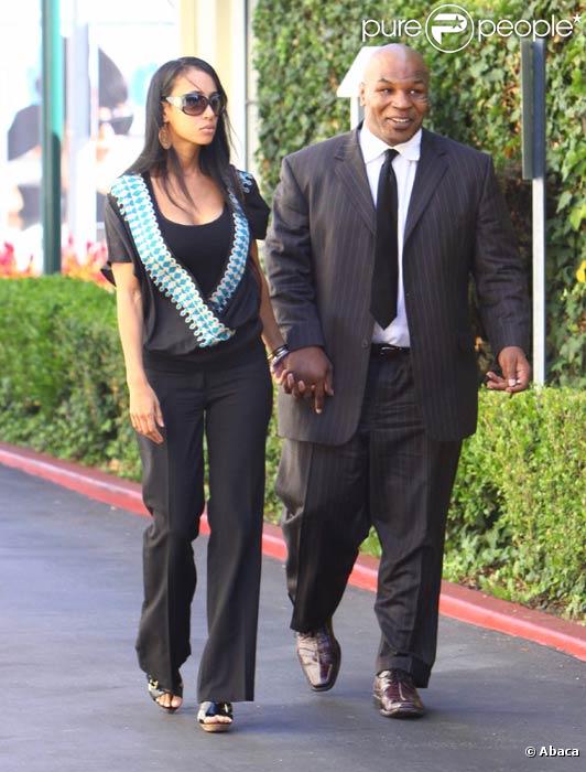 Mike Tyson et sa femme Lakiha Spicer en juillet 2009 