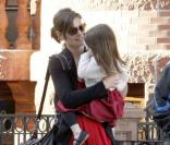 Katie Holmes et sa fille Suri à Boston le 7 novembre 2009