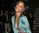 La très belle Zoe Saldana, à l'occasion de la soirée Prada Book Cocktail, qui s'est tenue au Prada Beverly Hills Epicenter, à Los Angeles, le 13 novembre 2009.