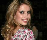 La ravissante Emma Roberts, à l'occasion de la soirée Prada Book Cocktail, qui s'est tenue au Prada Beverly Hills Epicenter, à Los Angeles, le 13 novembre 2009.