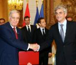 Hervé Morin et Abdel Kader Mohammed, les deux ministres de la Défense, signent un accord franco-irakien. 16/11/09