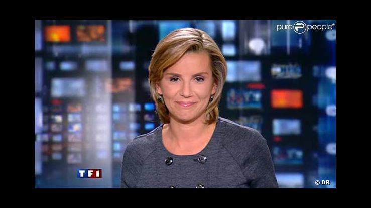 Laurence Ferrari le 20 octobre 2009 à la présentation du JT, ses cheveux sont encore un peu raccourcis et de couleur miel...