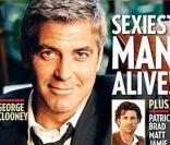 George Clooney élu par deux fois Homme le plus sexy, en 1997 (gauche) et 2006 (droite). 