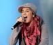 Diam's, mariée et voilée, s'attire les foudres de... la chanteuse Juliette !
