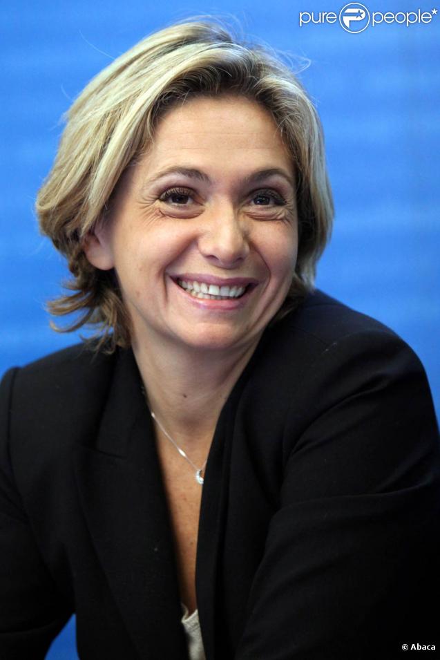 Valérie Pécresse lors de la conférence de presse à l'occasion du lancement de l'opération Sortez couverts le 23 novembre 2009 au ministère de l'Enseignement Supérieur