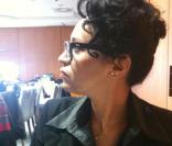 Lââm, en brunette sérieuse pour le tournage (novembre 2009)