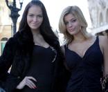 Delisa Maria Varik et Natalie Bush au festival du film de Monte-Carlo le 28 novembre 2009.