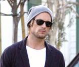Gabriel Aubry, le compagnon d'Halle Berry, se promène à Los Angeles le 30 novembre 2009