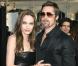 Brad Pitt et Angelina Jolie, rieurs et amoureux, font un pied de nez... aux mauvaises langues !